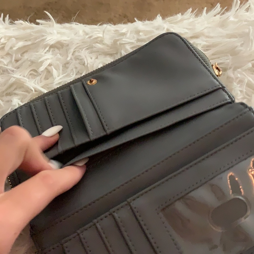 gray wallet - Picture 6 of 12